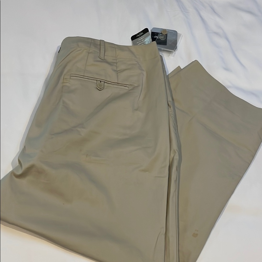 Target Tan Capris - Picture 4 of 5